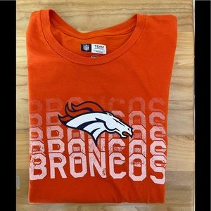 NFL TEAM bronco long sleeve crew neck T-shirt